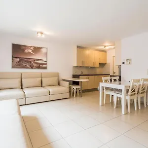  Appartement Spacious - Ground Floor Near Beach